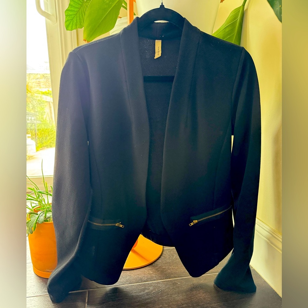 LAST CHANCE Tyche Black Textured Blazer